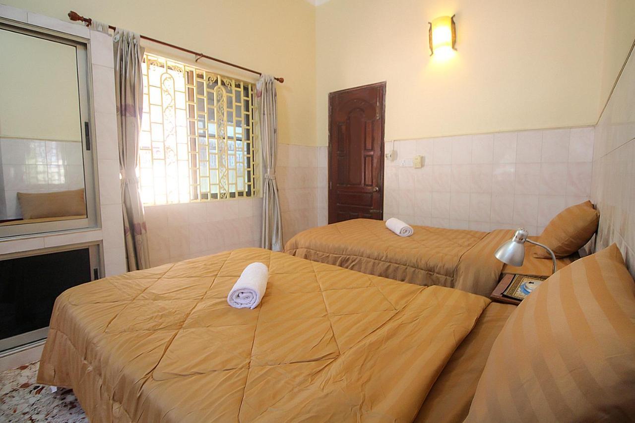 Arcadia Downtown Hostel Kampot Exterior photo